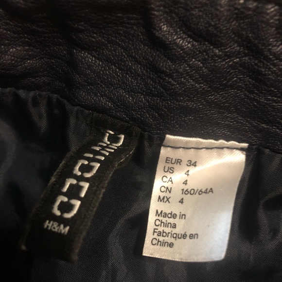 Faux Leather H&M Skirt - Picture 2 of 2